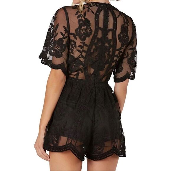 She + Sky Romper Lace Boho Deep V Neck Black Back Zip Closure Small - Picture 4 of 16